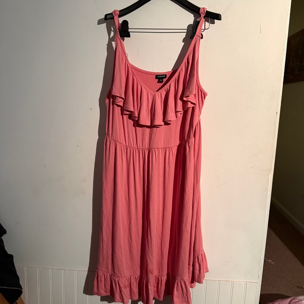 Torrid Size 1 Dress Mauve Ruffle Tank Skater Dress‎ Valentines Day Vneck NWT